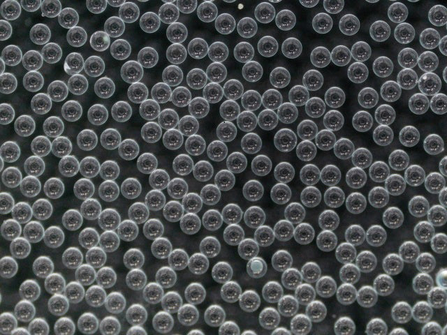 Black-Dyed-Uniform-Polymer-Microspheres-Polystyrene-DVB-–-Dry-50-µm-–-500-µm