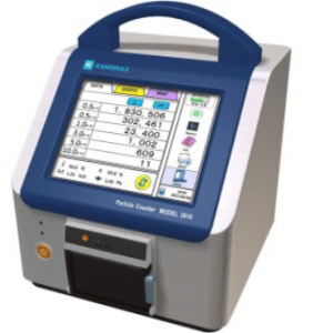 Portable particle counter for ISO 14644-1 cleanroom air monitoring, featuring a digital display and handheld design