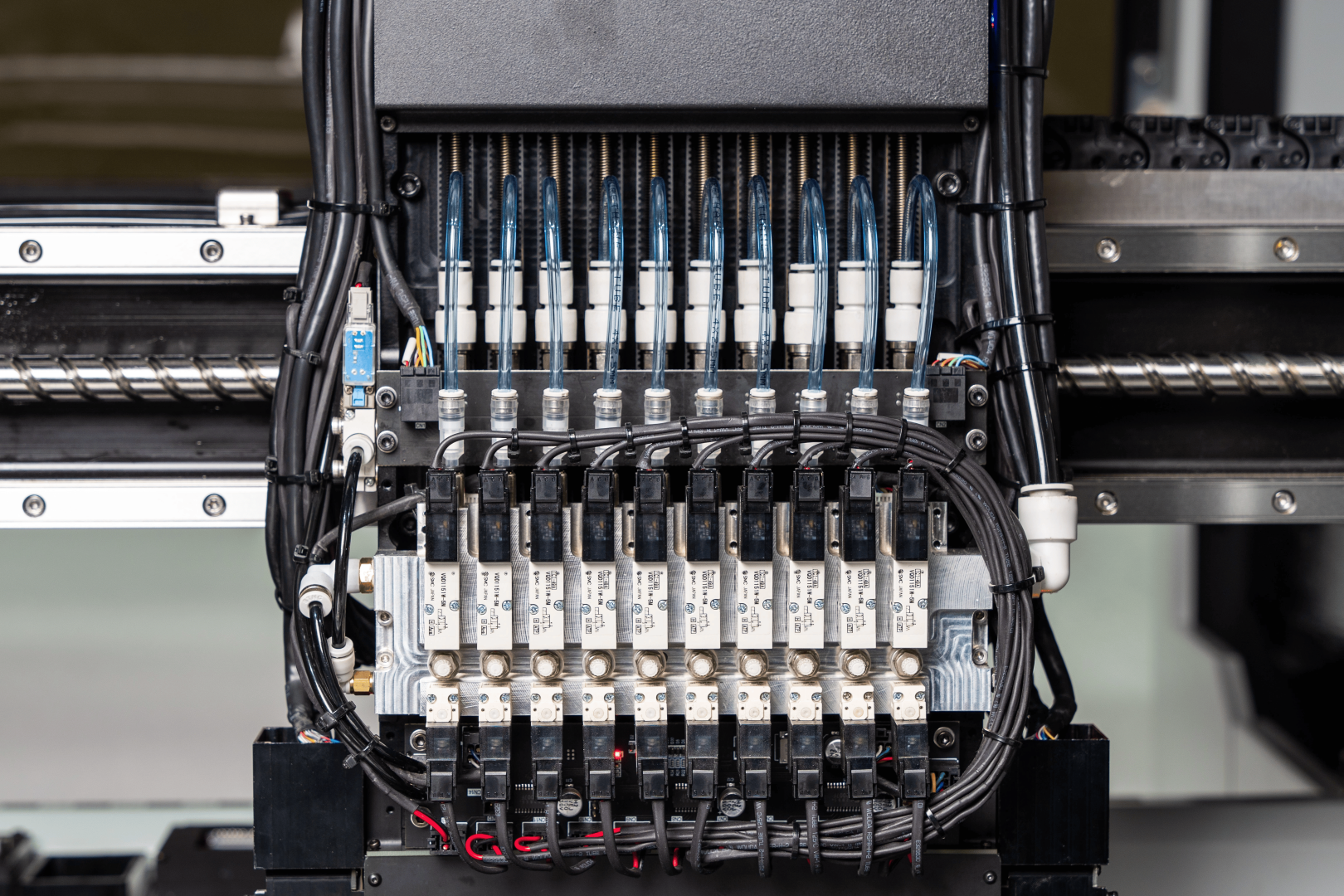 SMT-Pick and Place Machine-TS10 - Image 2
