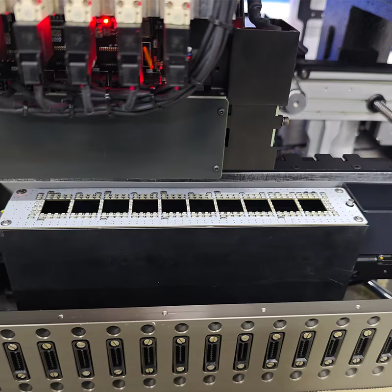 PCB Making LED DOB Assembly Production Line CHM LS08 Visual Mounter 8 Head Speed SMT Pick and Place Machine - Image 2